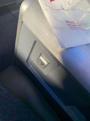 Neil Scrivener reviews American Airlines' First Class domestic seat on their Airbus A320 and Boeing 737 series aircraft. 
