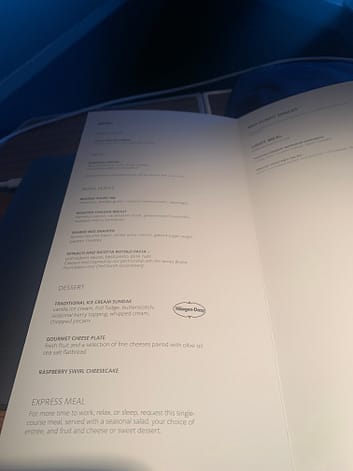 Neil Scrivener reviews American Airlines AA142 from JFK to LHR, in Flagship Business on the Boeing 777-200ER.