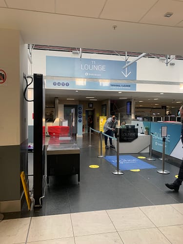 Neil Scrivener reviews The Lounge at Dublin Airport's Terminal 1