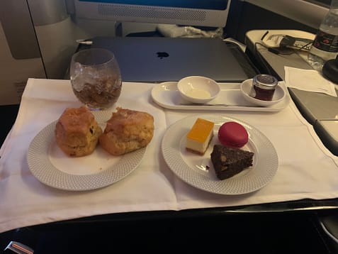Neil Scrivener reviews British Airways First on BA053 from London Heathrow to Seattle Tacoma airport on the Boeing 777-300ER.
