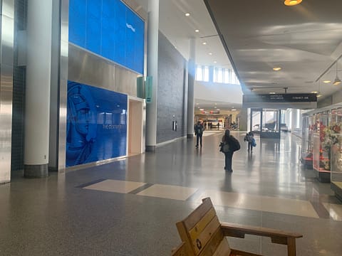Neil Scrivener reviews the American Express Centurion Lounge at Philadelphia's International Airport. 