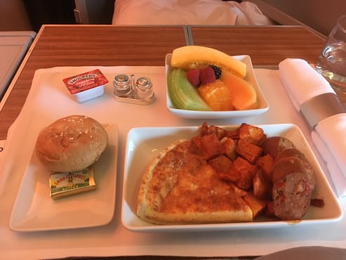 American Airlines breakfast, Business Class