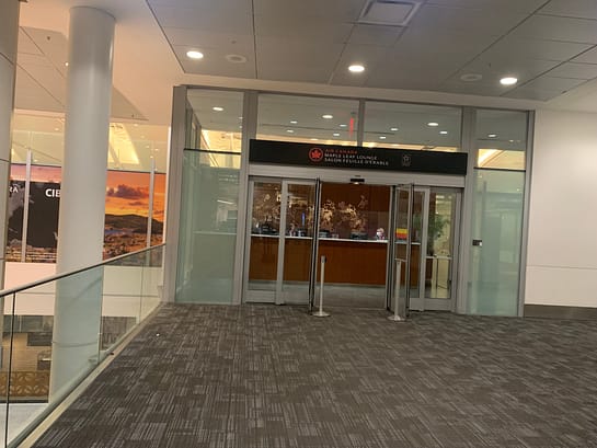 Neil Scrivener reviews the Air Canada Maple Leaf Lounge at Canada's Toronto Pearson Airport. 