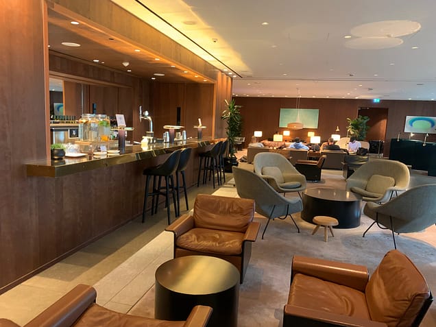 Neil Scrivener reviews the Cathay Pacific First and Business Class Lounges at Heathrow's Terminal 3. 