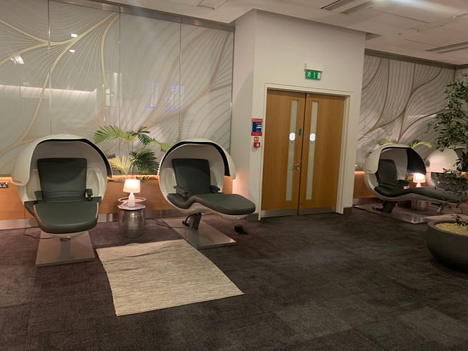 Neil Scrivener - review British Airways Galleries First Lounge, Heathrow Terminal 5 